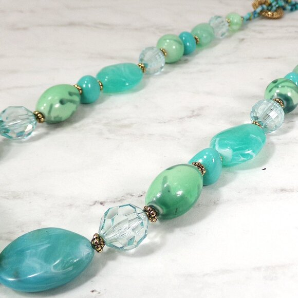 Long turquoise color bead necklace with acrylic, seed beads, and silver beads - Picture 4 of 10